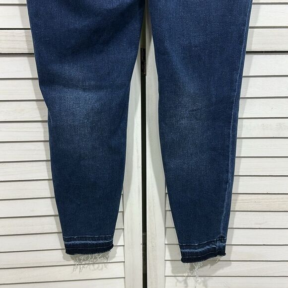 Spanx Jeans Size Large Pull On Distressed EUC - Picture 9 of 12